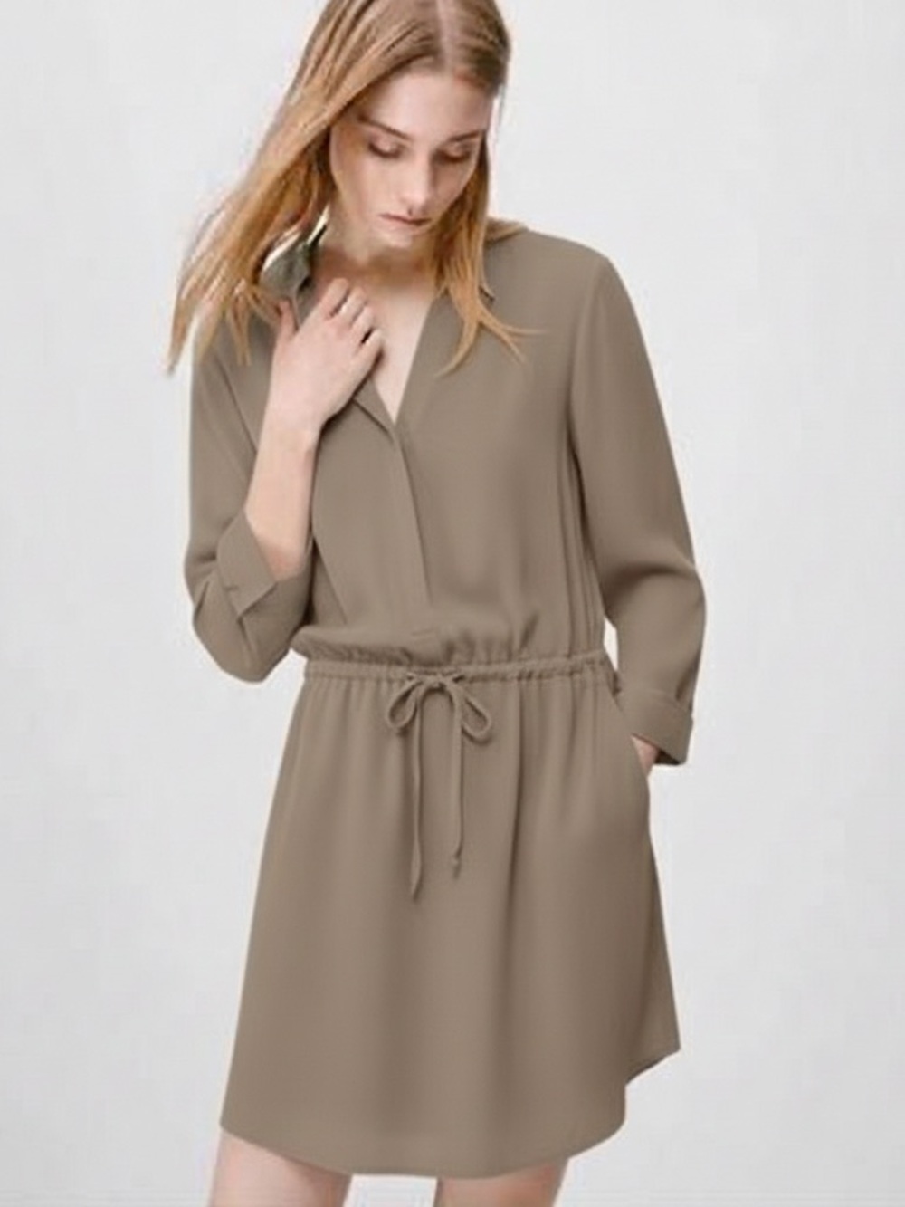 Aritzia Babaton Bennett 100% silk mini dress taupe colour size S